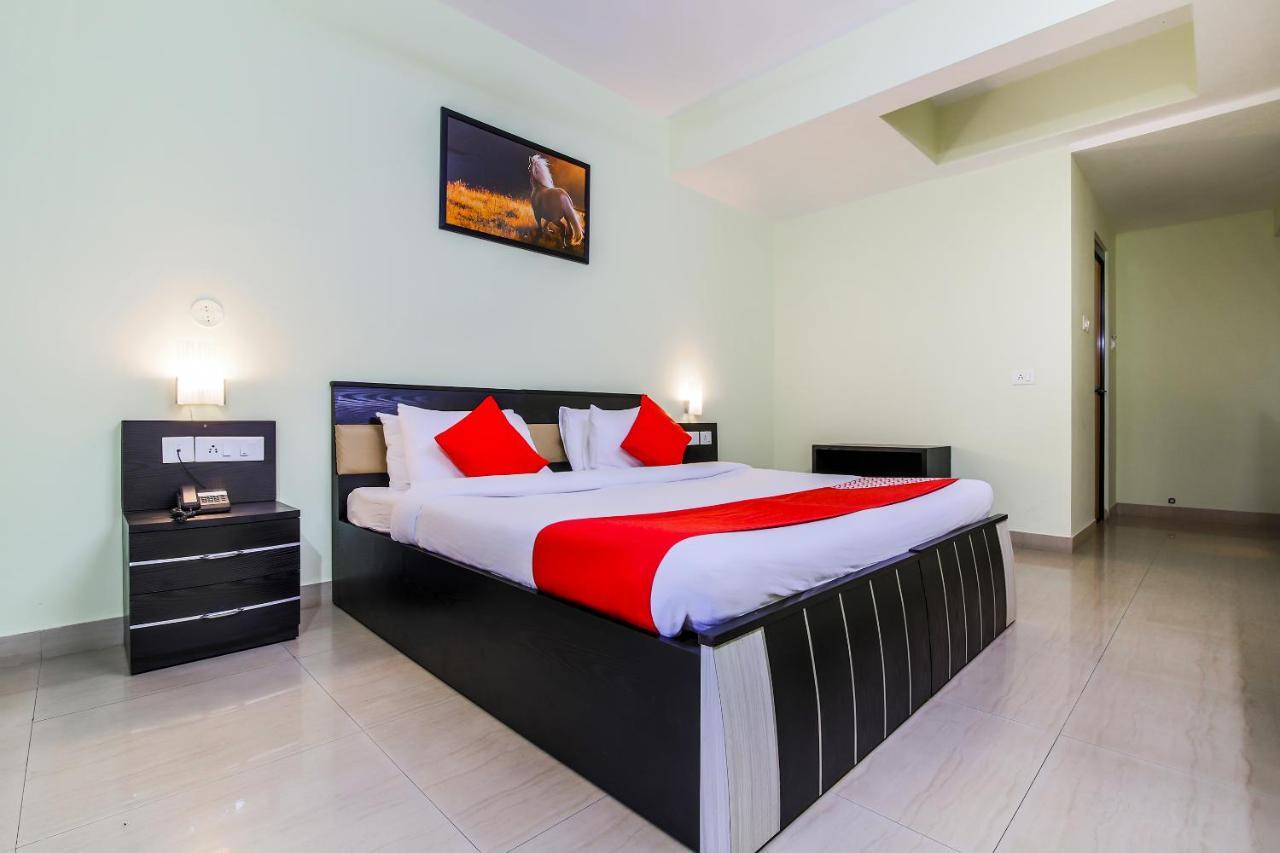 Oyo 24761 All Seasons Guest House Margao Dış mekan fotoğraf